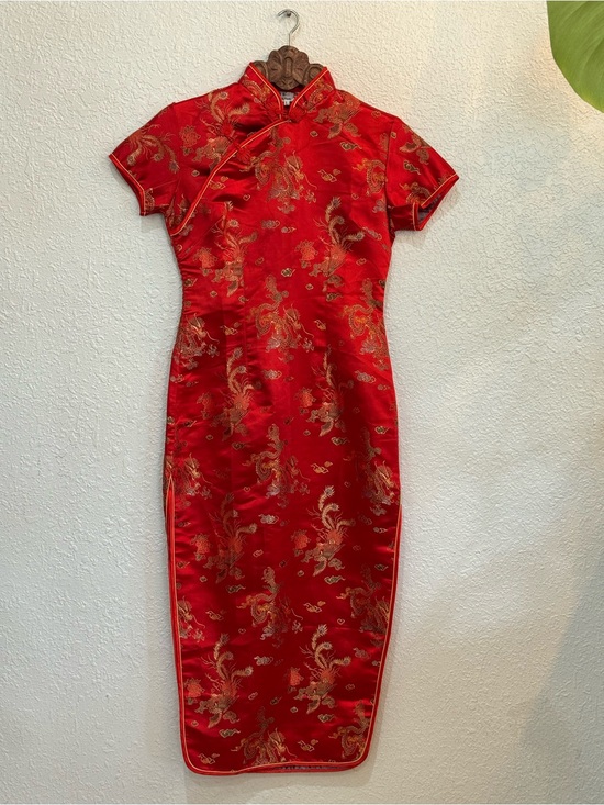 Dresses & Skirts - Classic Red Floral Brocade Cheongsam Dress